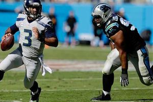 Wilson lidera el regreso de Seattle sobre Carolina