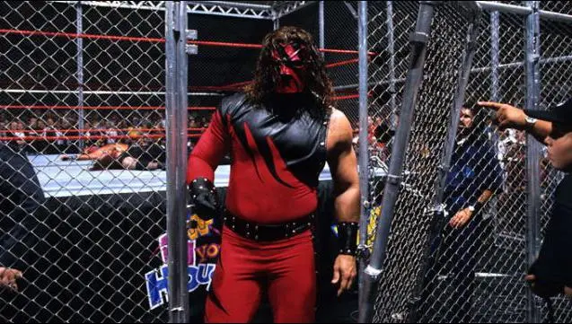 Luchadores de WWE revelan sus experiencias en el ring