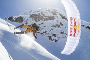 Speedriding, volando en la nieve con skis, conócelo con esta película