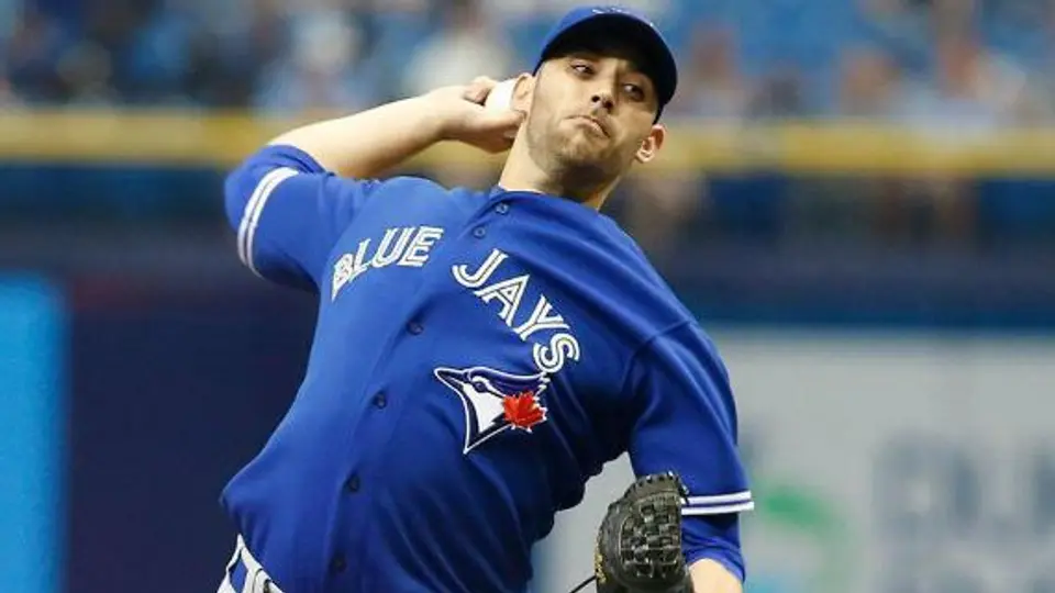 Marco Estrada, dolido tras acariciar el juego perfecto