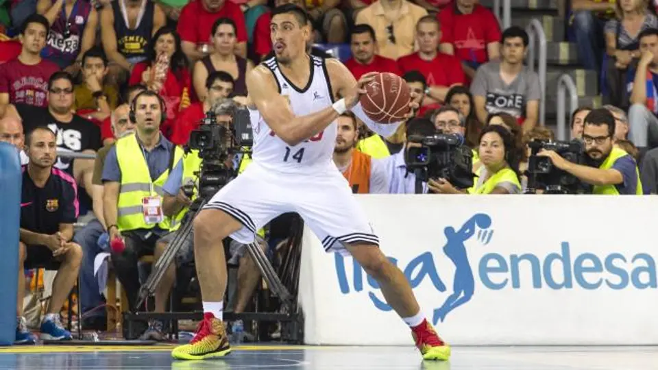 Real Madrid de Ayón jugará en España contra Celtics