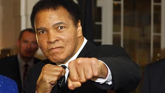 Muhammad Ali sale del hospital
