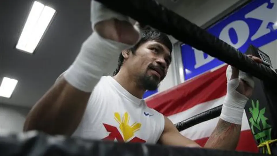 Pacquiao 'golpea' a Mayweather en entrenamiento