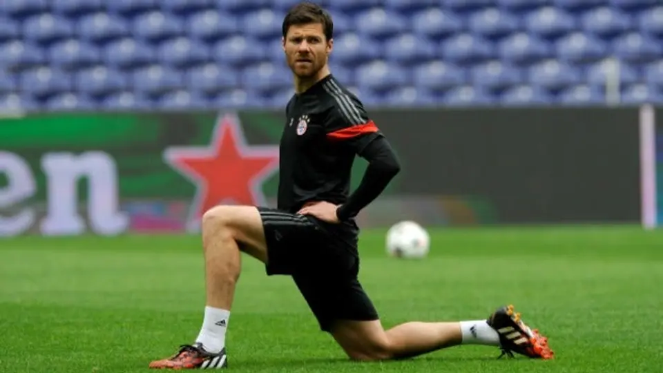Sin Lewandowski y Robben, Barça es favorito": Alonso