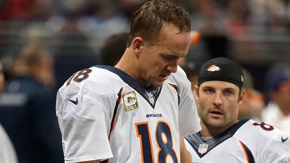 Carneros sorprende a Manning y a los Broncos