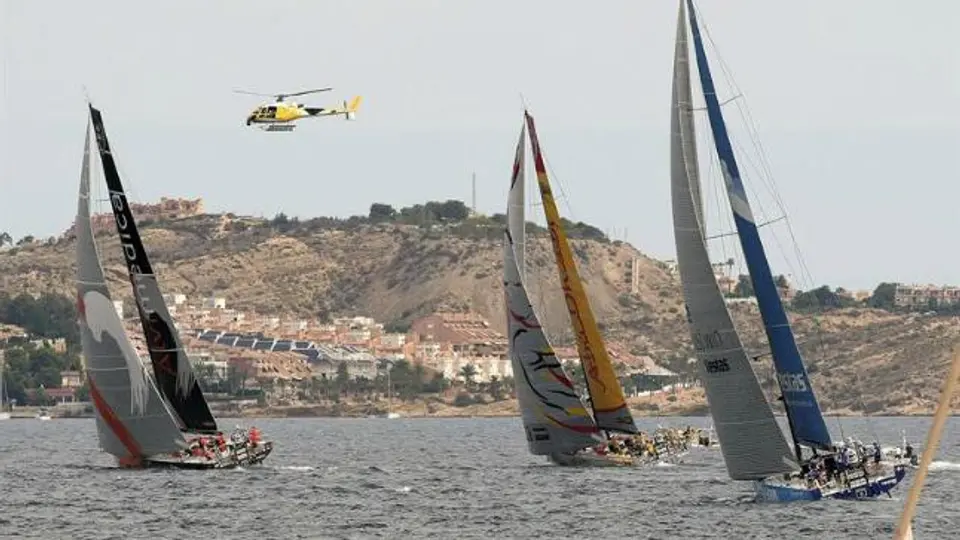 Siete veleros darán la vuelta al mundo en nueve meses