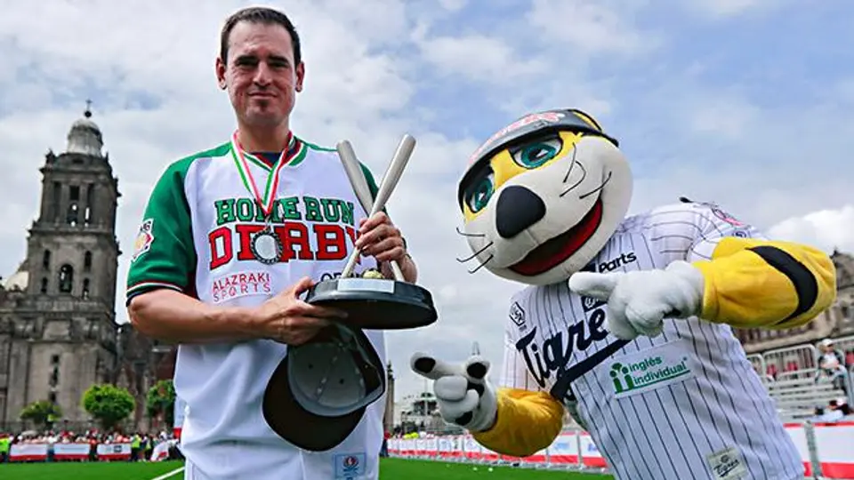 Cantú se lleva el Home Run Derby en el Zócalo