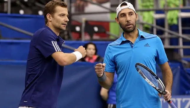 González consigue su décimo título en Memphis