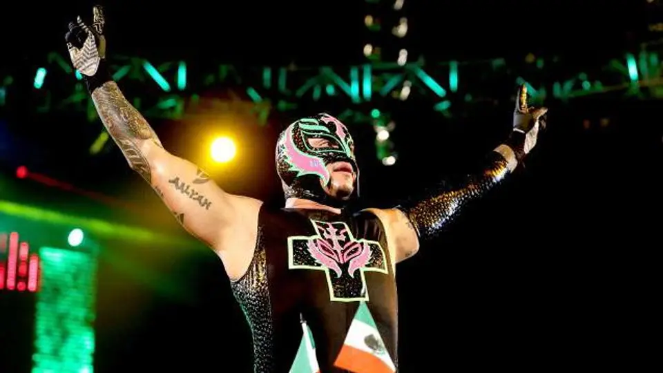 Checa la evolución de la máscara de Rey Mysterio