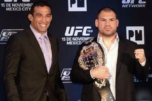 Anuncian precios de boletos para Velásquez vs Werdum
