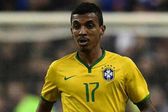 Luiz Gustavo, otra baja de Brasil para Copa América