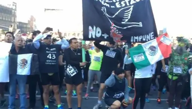 Runners también se unen en carrera por Ayotzinapa
