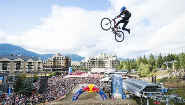 Disfruta de las impresionantes imágenes del ciclismo extremo