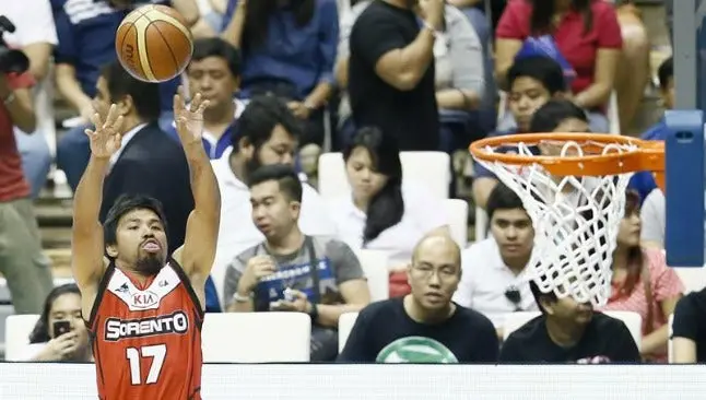 Pacquiao debuta como basquetbolista profesional en Filipinas