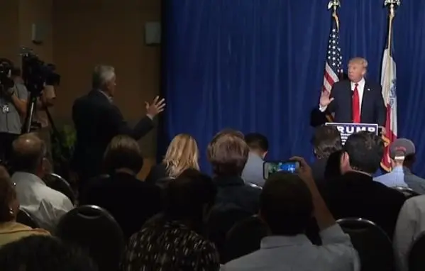 'Expulsan' a Jorge Ramos de conferencia de Donald Trump