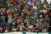 Aficionados apedrean autobús del Palmeiras