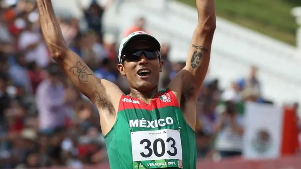 Mexicano consigue quinto lugar en medio maratón de Japón