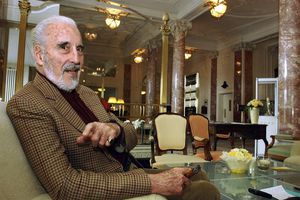 Fallece Christopher Lee, actor que dio vida a Drácula
