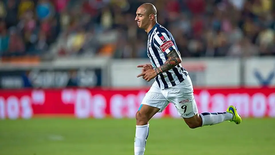 Pachuca saca ajustado triunfo contra América