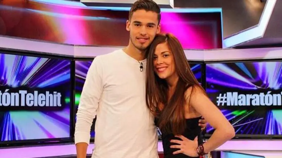 Diego Reyes estrena equipo... ¿y novia?