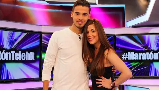 Diego Reyes estrena equipo... ¿y novia?
