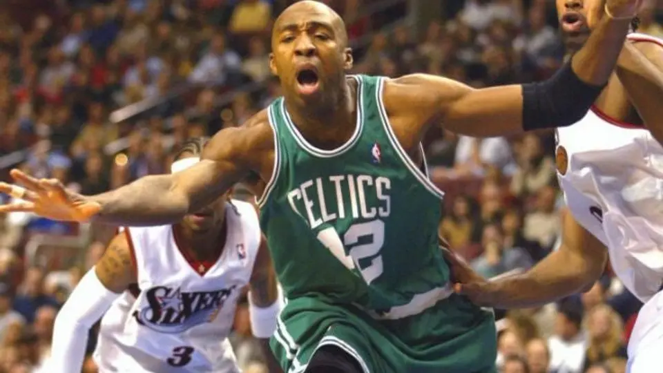 Exjugador de NBA ahora trabaja en Starbucks