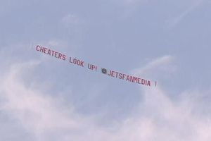 Aficionados de Jets se burlan de los Patriotas desde las alturas