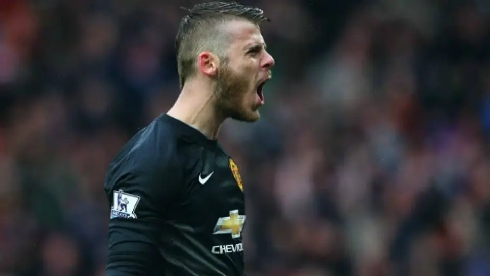 De Gea firma 'falsa' renovación con el Manchester United
