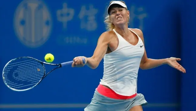 Sharapova cacha a fan y se lo tuitea