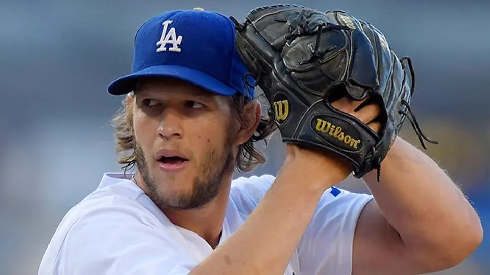 Kershaw logra doblete en premios de la MLB
