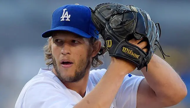 Kershaw logra doblete en premios de la MLB