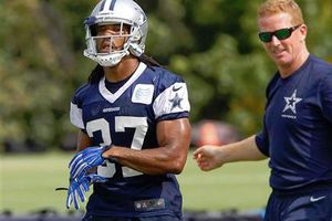 Dallas respalda a Spillman en investigación por agresión sexual