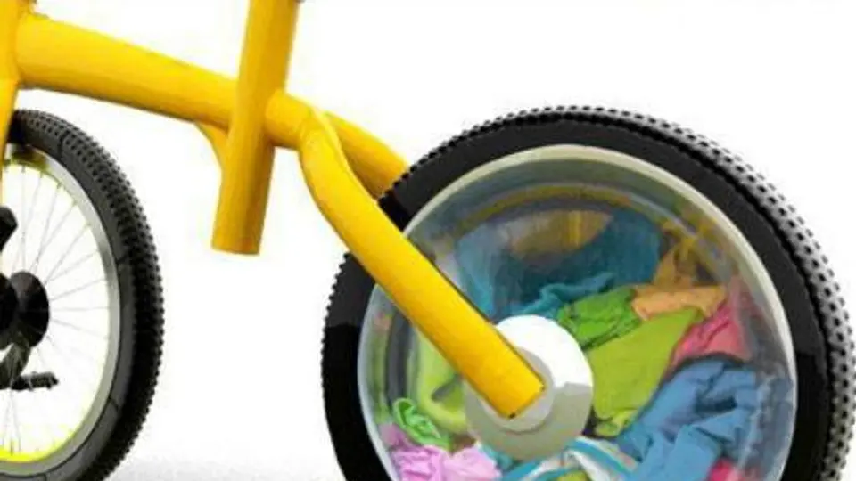 Crean prototipo de bicicleta que lava la ropa
