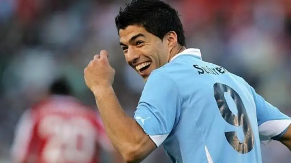 Luis Suárez podrá jugar amistosos con Uruguay