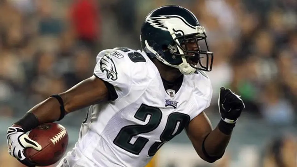 McCoy revela racismo de Chip Kelly en Filadelfia