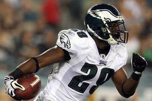 McCoy revela racismo de Chip Kelly en Filadelfia