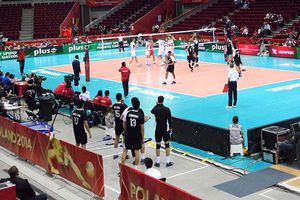 México cae en su debut dentro del Mundial de Voleibol de Sala