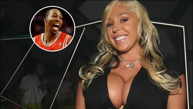 Actriz porno asegura que Dwight Howard es un "tripié"