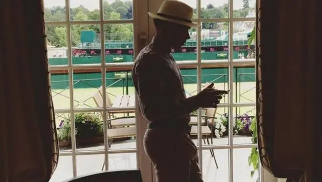 Hamilton se pierde la Final de Wimbledon por su vestimenta