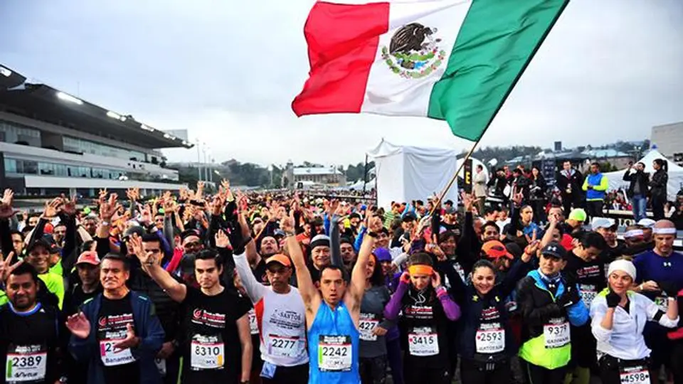 Kenianos dominan medio maratón de Rock n' Roll