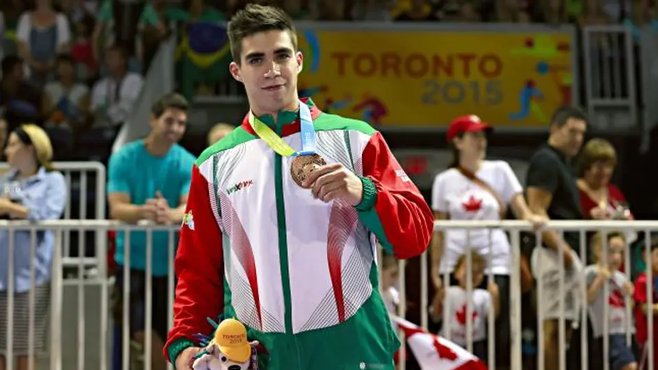 México se baña' de Bronce en cuarto día de Toronto 2015