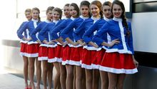 Bellas modelos engalanan GP de Rusia