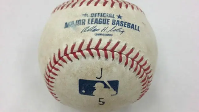 MLB subasta últimos artículos que tocó Jeter