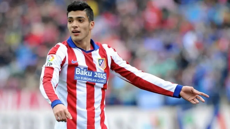 Raúl Jiménez da asistencia en victoria del Atlético de Madrid