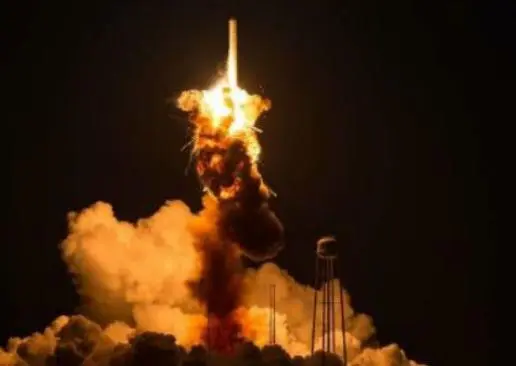 Explota un cohete no tripulado de la NASA