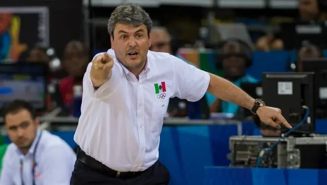 Valdeolmillos asegura que dirigirá al Tri de basquetbol en JP 2015