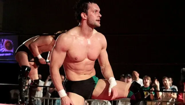 Prince Devitt llega a la WWE