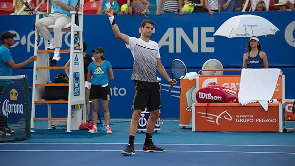 Dimitrov da primer paso en defensa de su título en el AMT