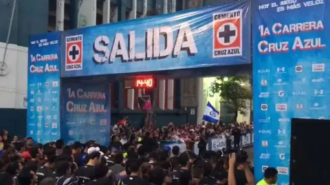Carrera Cruz Azul debuta con éxito