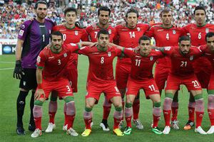 Futbolistas iraníes serían sancionados si hacen 'selfies' con fans